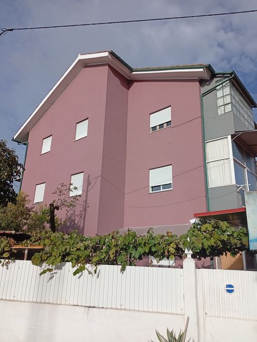 J.V &.J / preços em conta