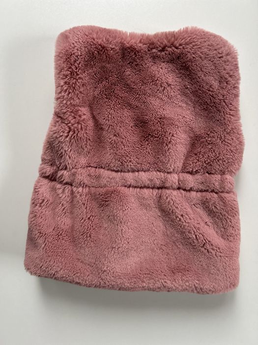 Нова жилетка для дівчинки