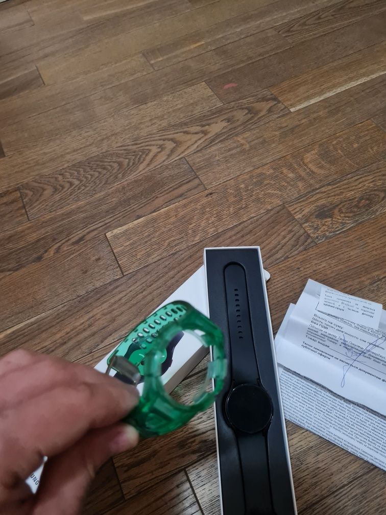 Watch 4 Samsung )