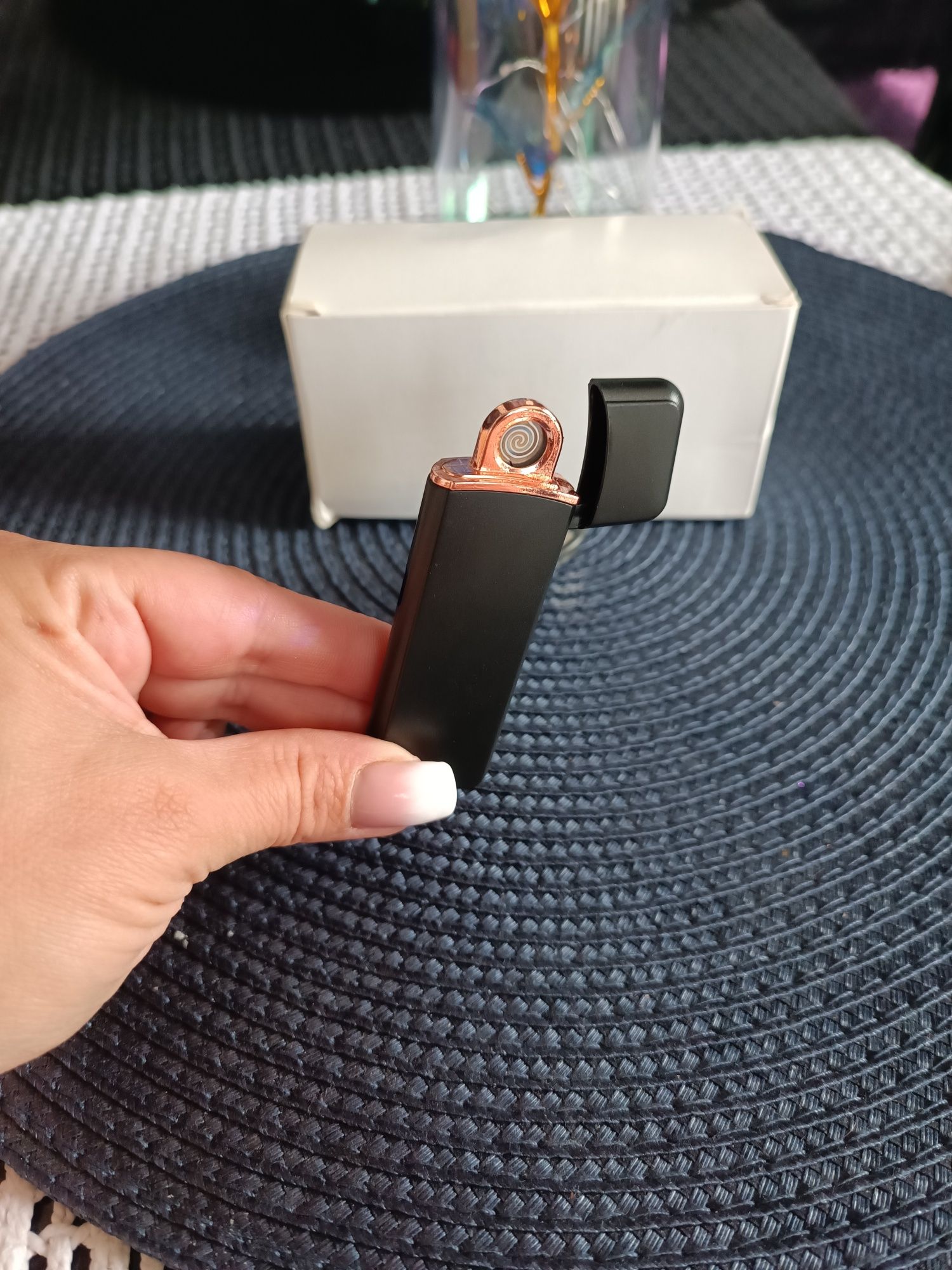 Plazmowa zapalniczka dotykowa USB