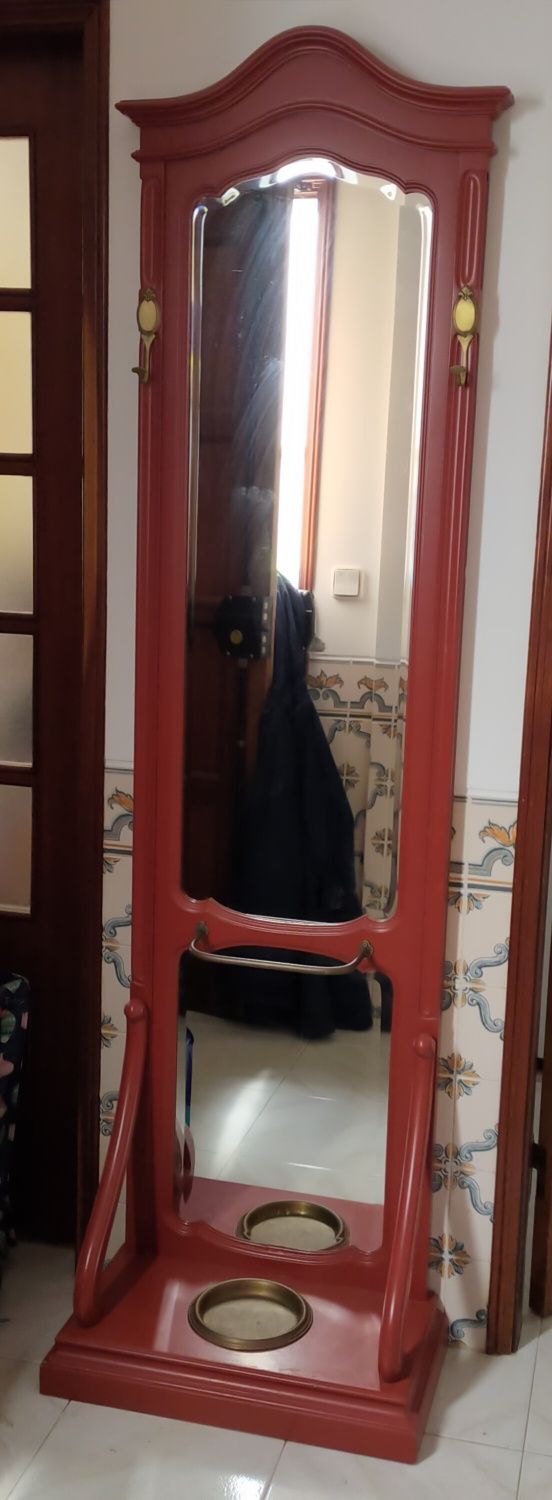 Móvel bengaleiro