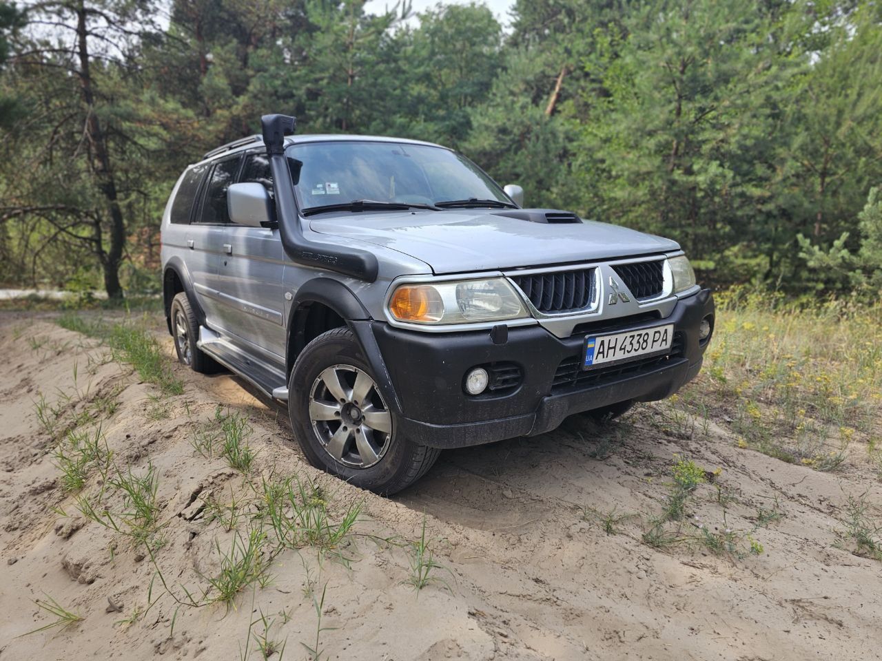 Продам  Mitsubishi Pajero Sport