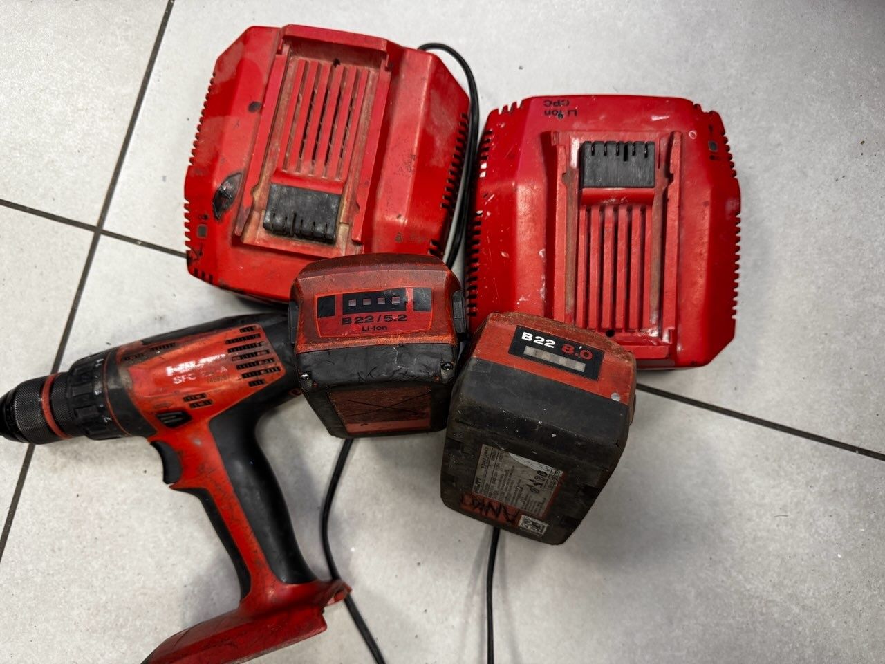 Wkrętarka i ładowarki hilti