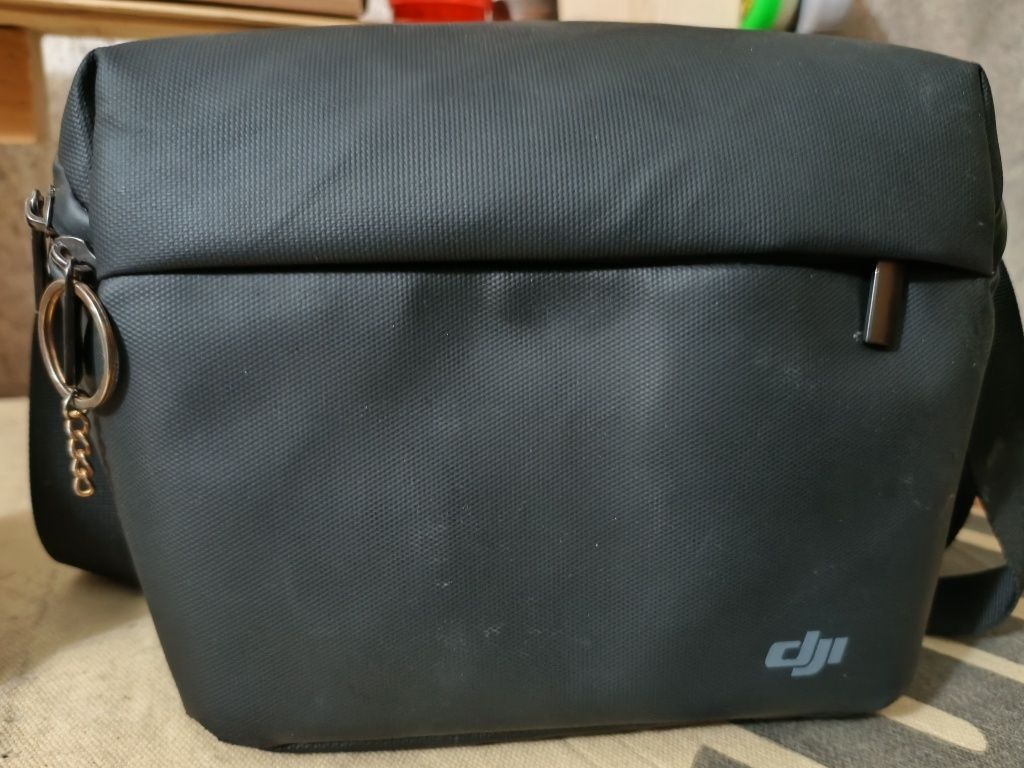 Sprzedam zestaw akcesoriów do DJI Mini 2