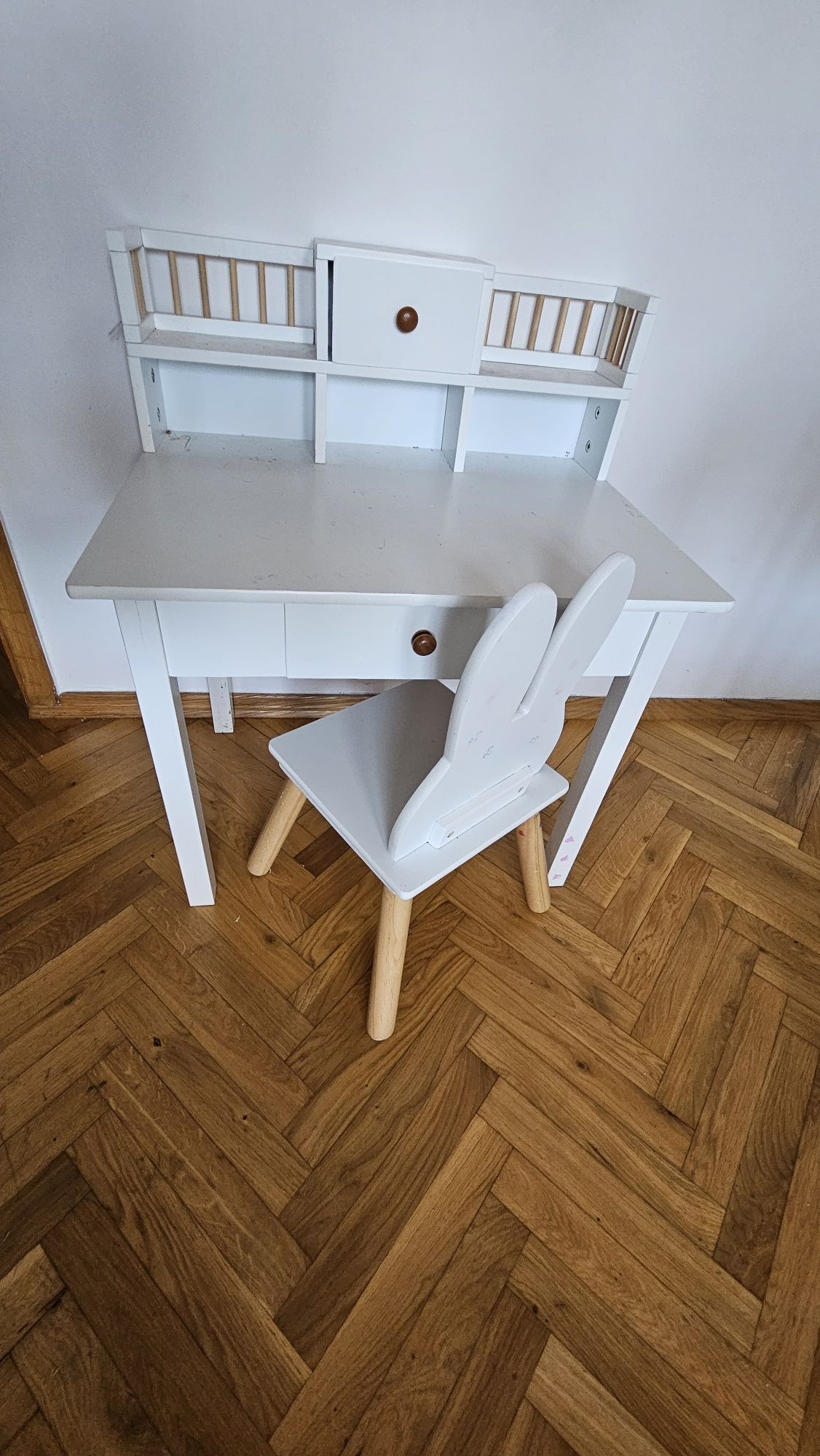 Biurko dzieciece stolik montessori z krzesełkiem