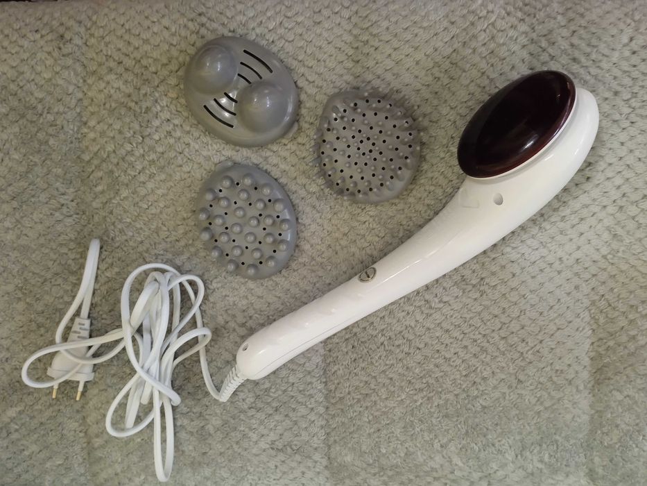 Masażer z promiennikiem Beurer