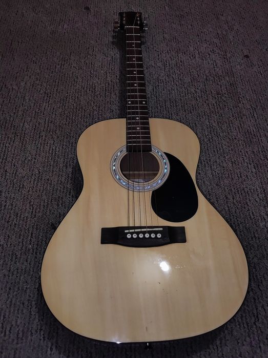 Нова Класична гітара Martin