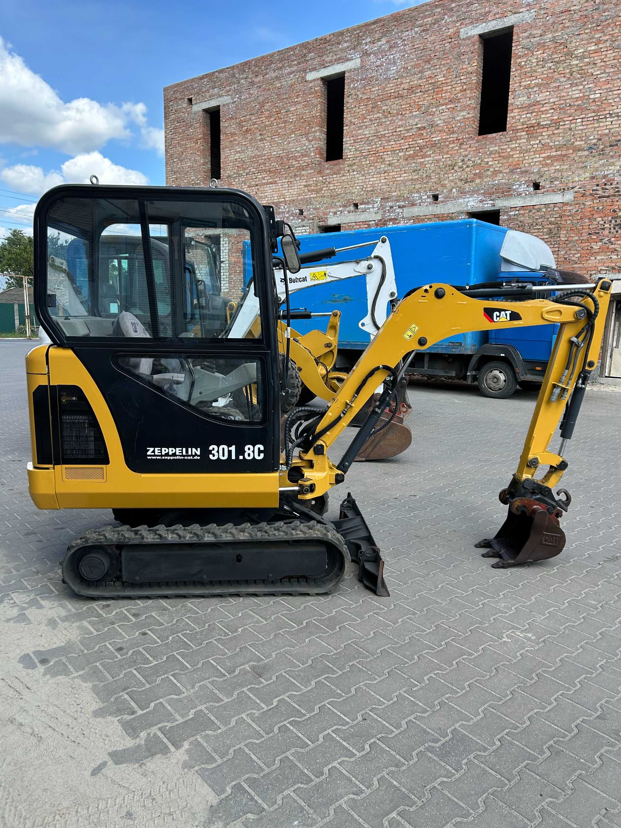 Міні-екскаватор Caterpillar 301.8 2011 в Костопілі