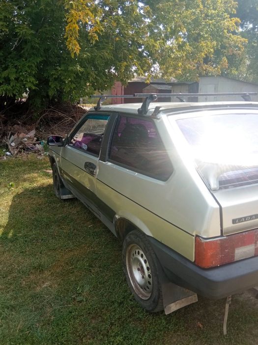 Продам ваз 2108 на полном ходу, машина ездит каждый день