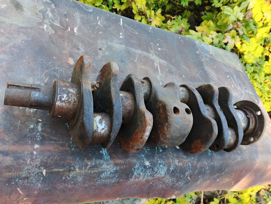 ГАЗ М-20 ГАЗ-69 прокладки и комплектующие двигателя.