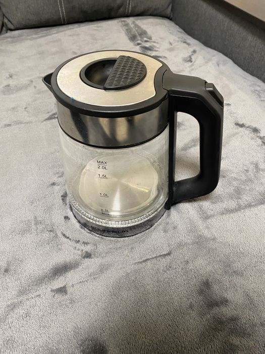 Продам електричний чайник Grunhelm