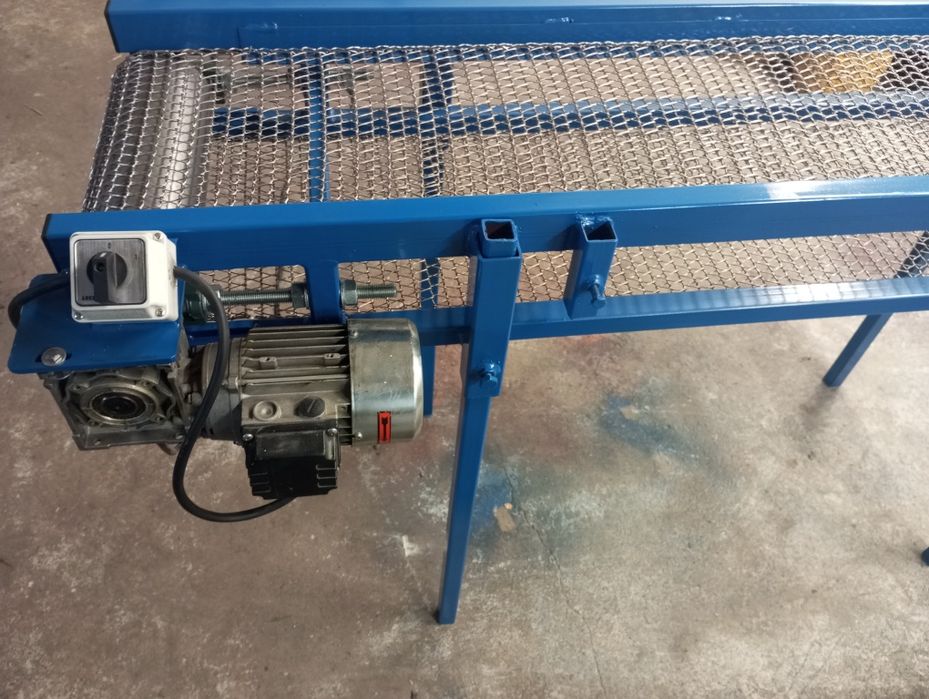 Podajnik, przenośnik siatkowy