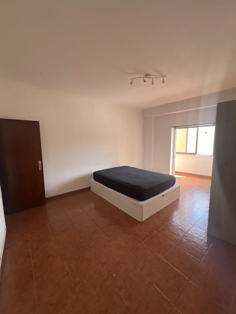 Quarto CASAL na zona de Fogueteiro