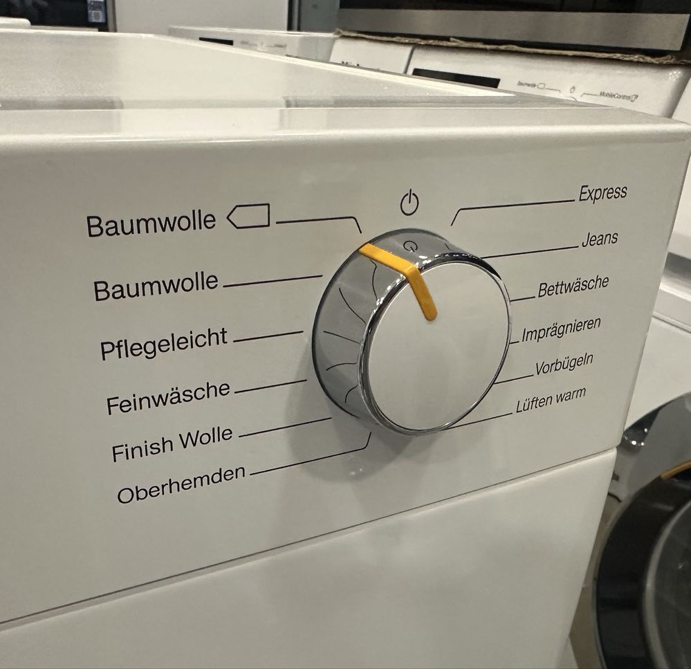 Сушильна машина Miele TWF 640 WP(Німеччина) тепловий насос. 8кг. Стан!