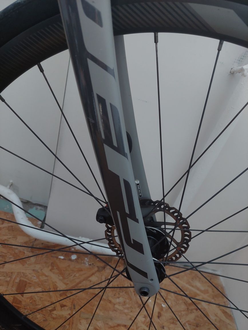 Giant Defy advanced M