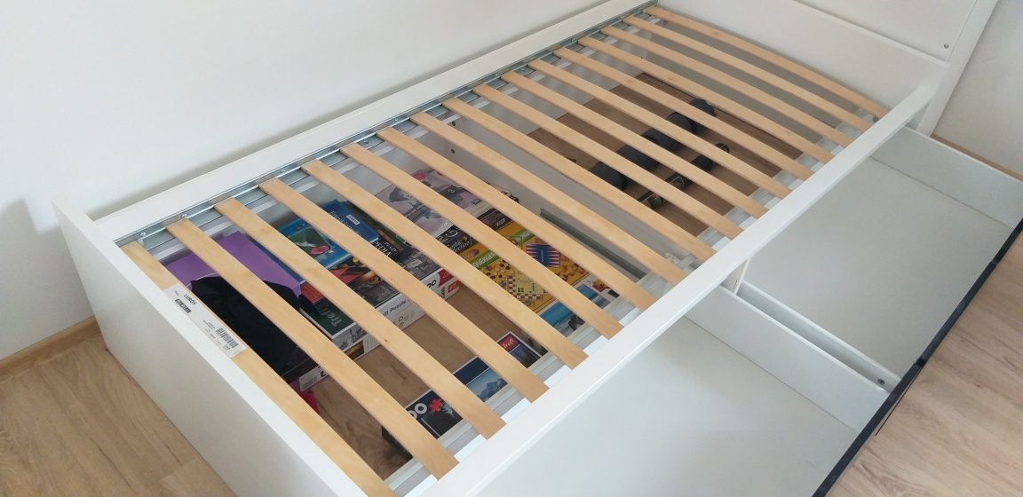 Łóżko Flaxa Ikea gratis materac  stelaż szuflady biały kolor