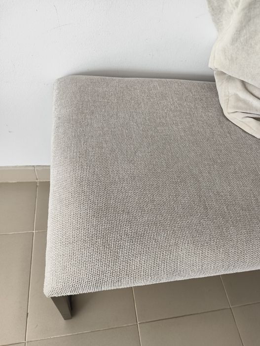 Banco comprido de hall