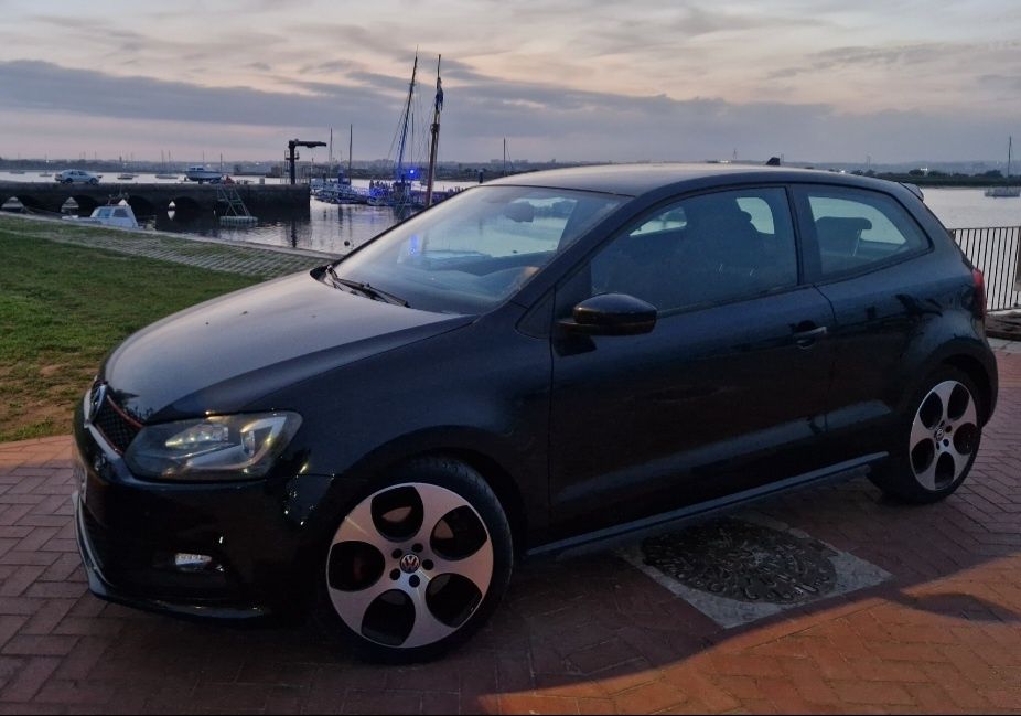 VW Polo GTI 1.4 180 cv DSG7