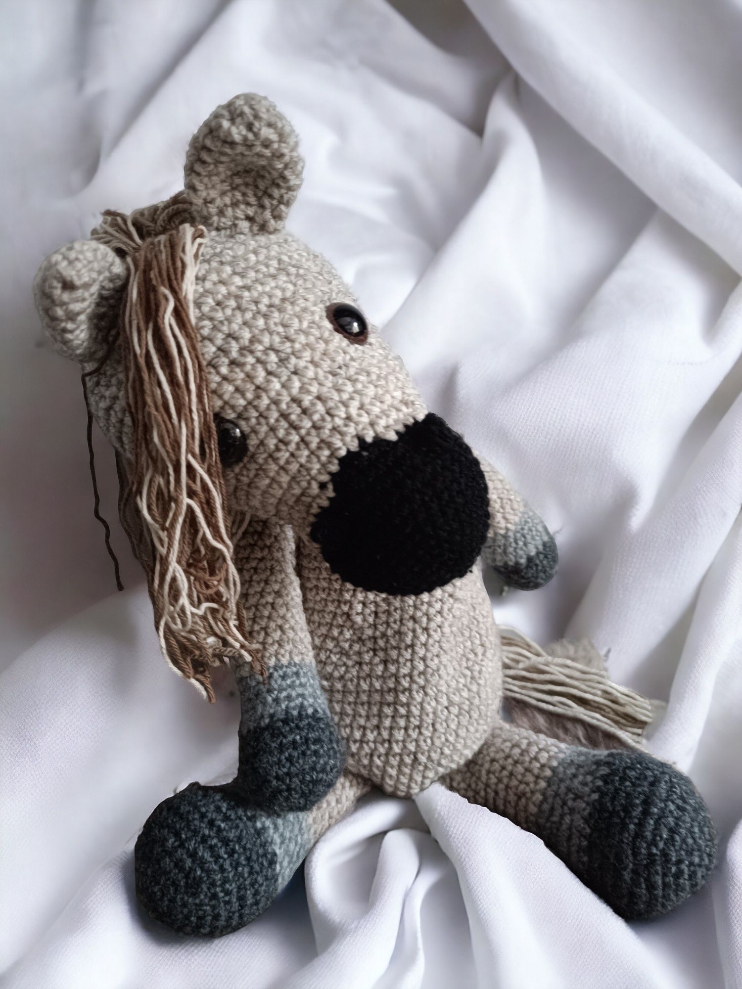 Maskotka na szydełku, amigurumi koń, konik