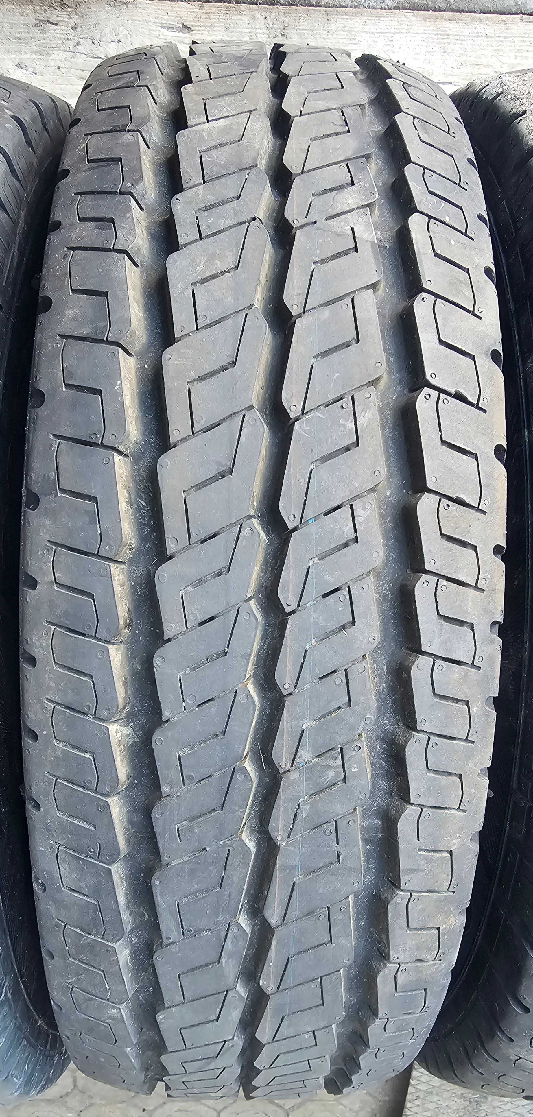 225/75R16C Continental Vanco Camper DEMO Lato