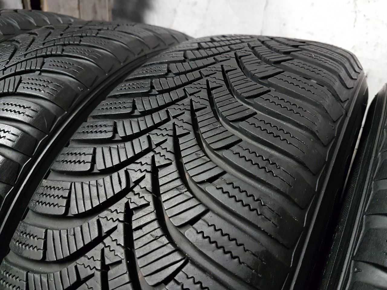 Cztery Opony zimowe 185/60R15 7mm Hankook Winter I'cept RS2 2019r