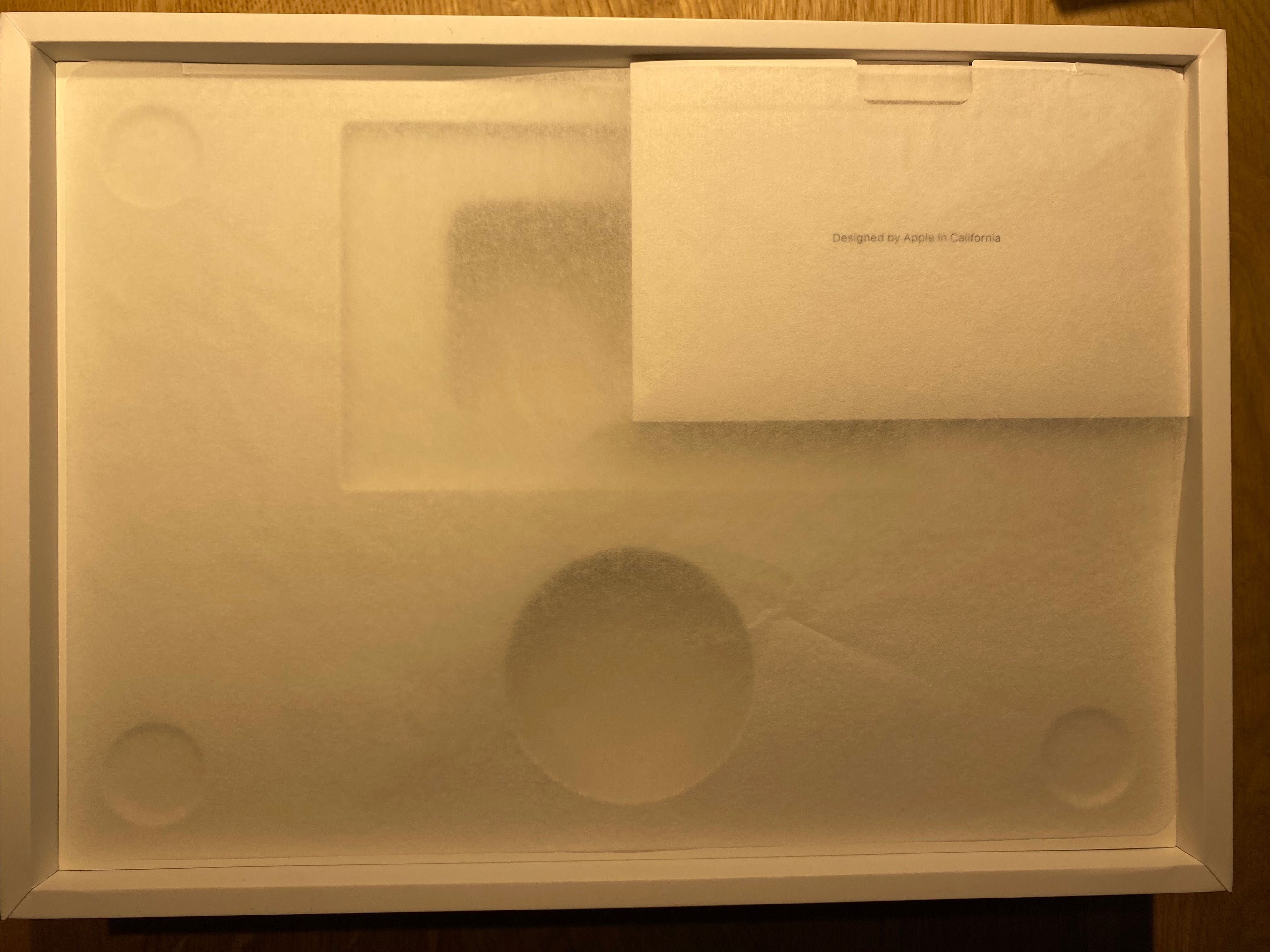 Karton pudełko MacBook Air 13 M2 13,6” srebrny
