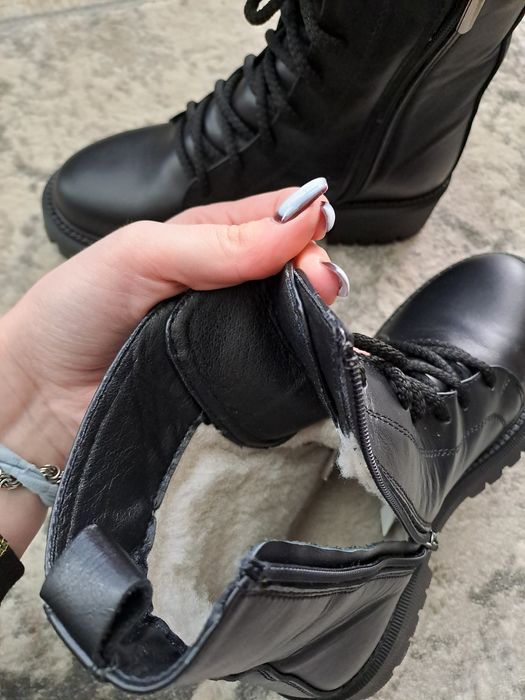 Ботинки нові , розмір 38-39