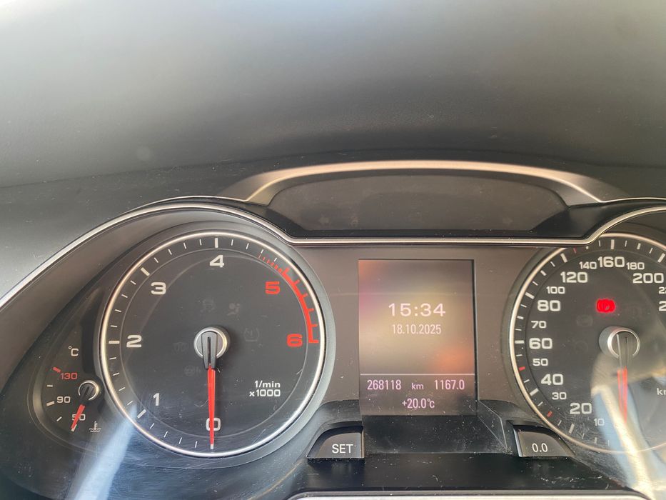 Audi A4 - 2.0 TDI 143cv - 2012