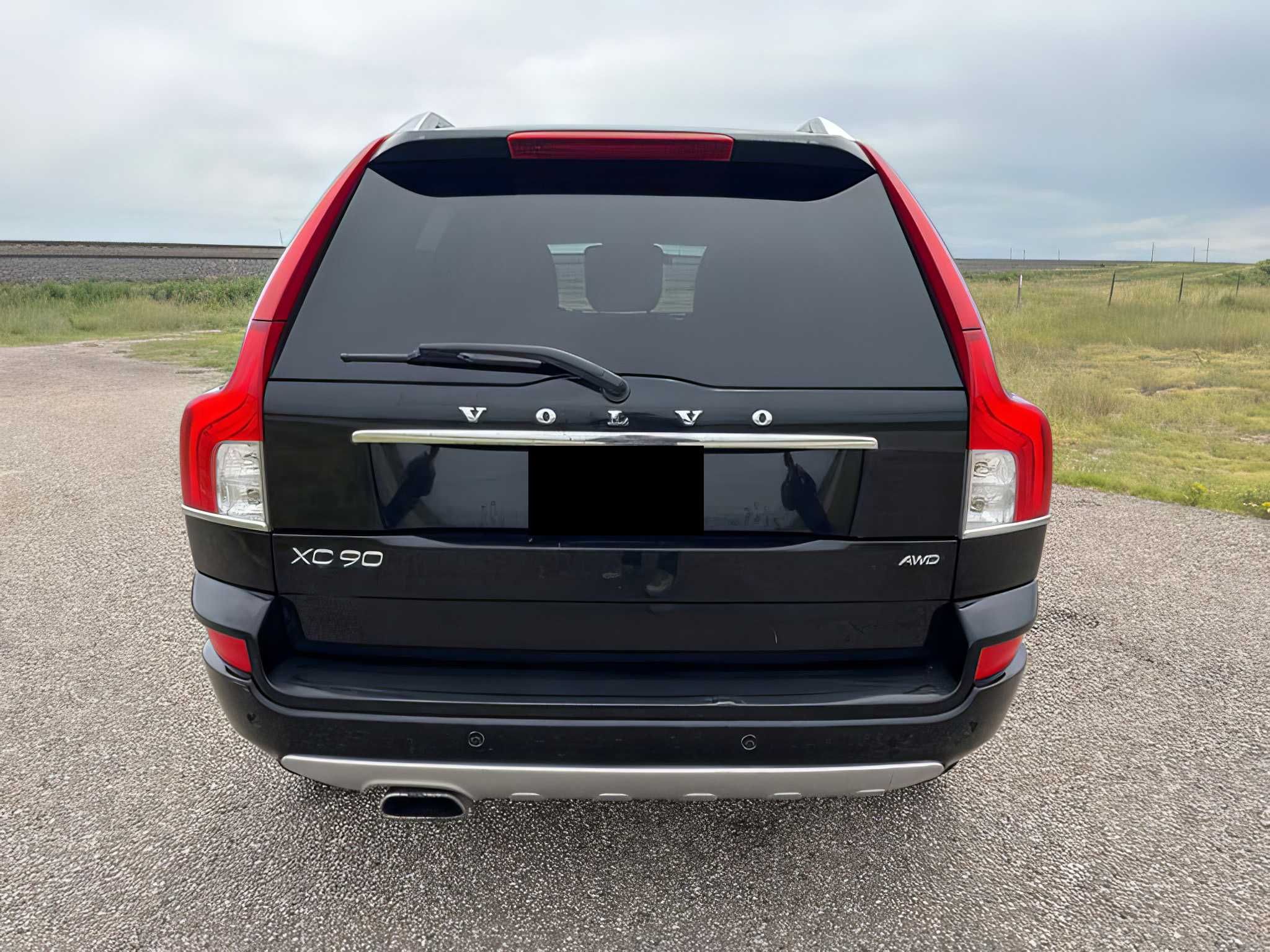 2014 Volvo    XC90