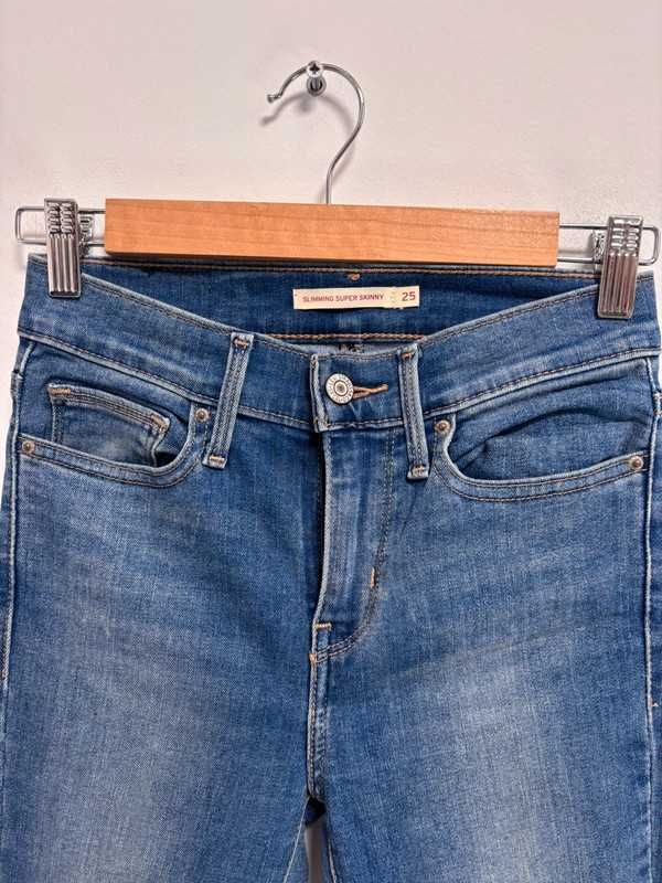 Levi's W25 L32 damskie jeansy skinny Slimming Super Skinny jasny denim
