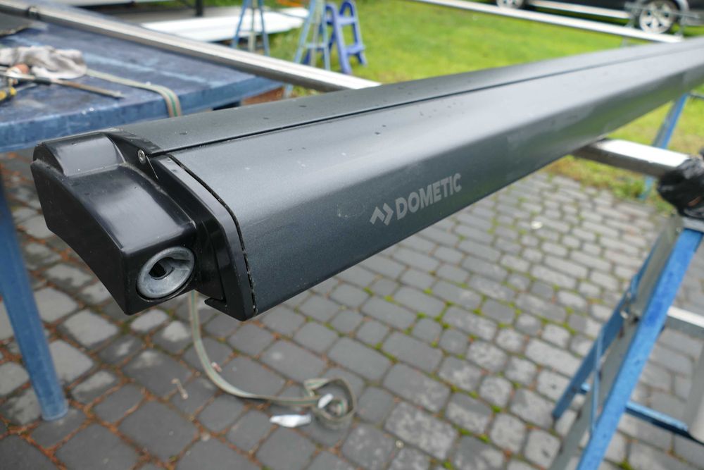 Markiza Dometic PR2000   400cm dachowa