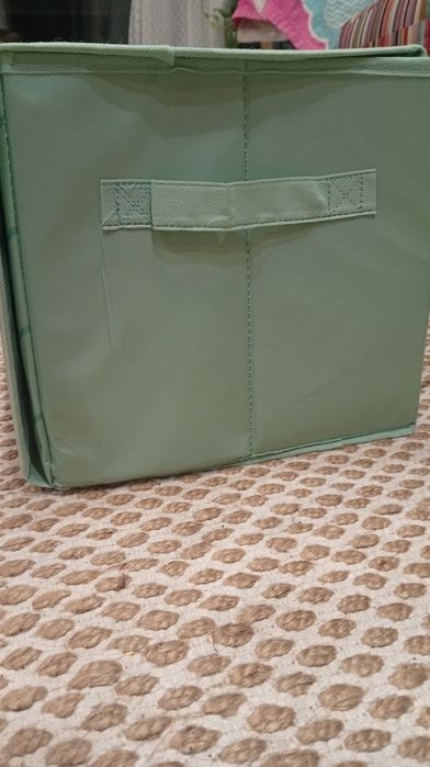 Pojemnik na zabawki z matą do zabawy