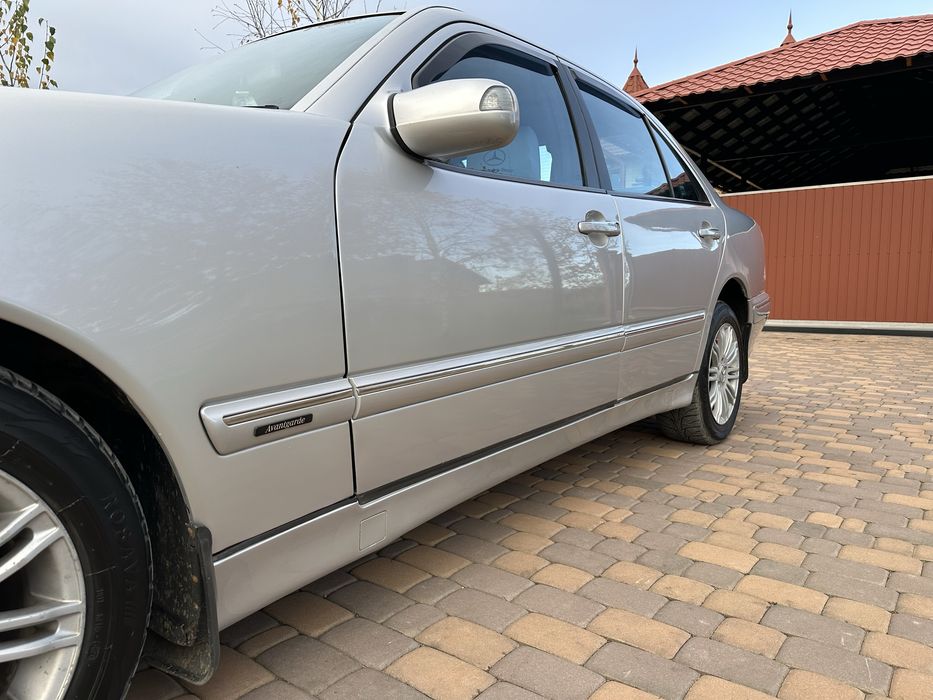 Mercedes-benz E210 2.7 diesel
