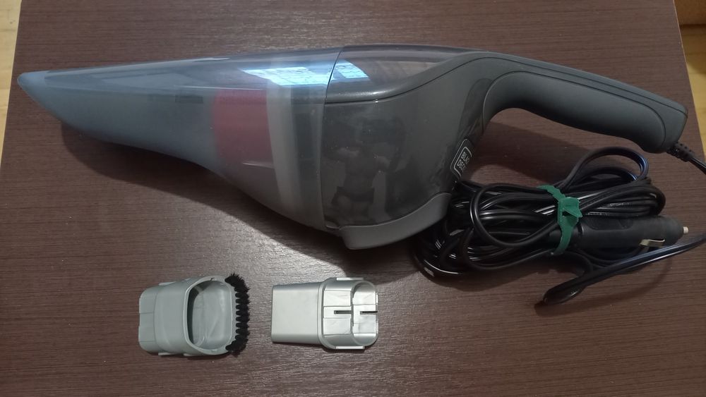 Автомобільний пилосос Black&Decker NVB12AV