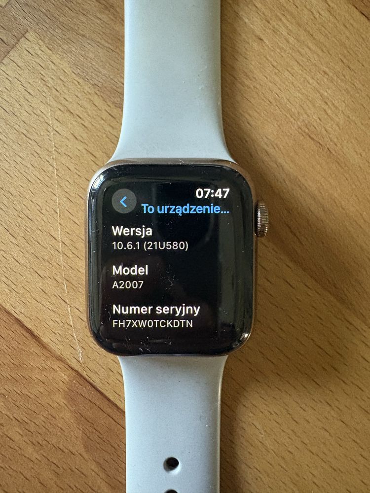 Apple watch 4 złoty gold