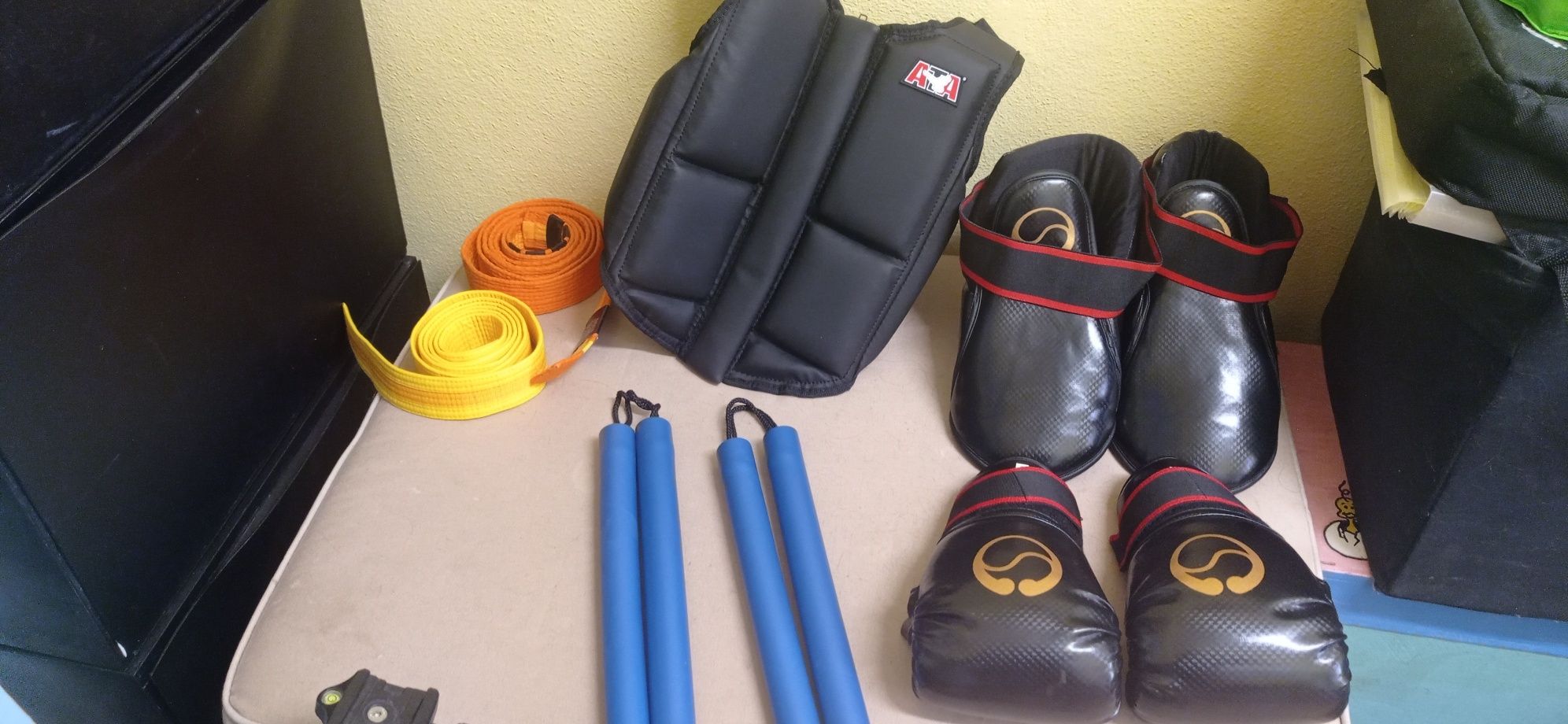 Novo colete protectores pés cintos luvas taekwondo
