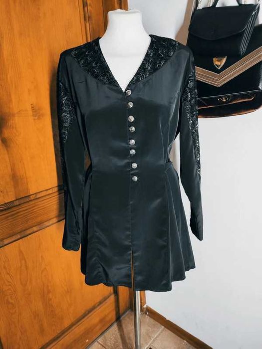 Czarna satynowa sukienka koszula vintage