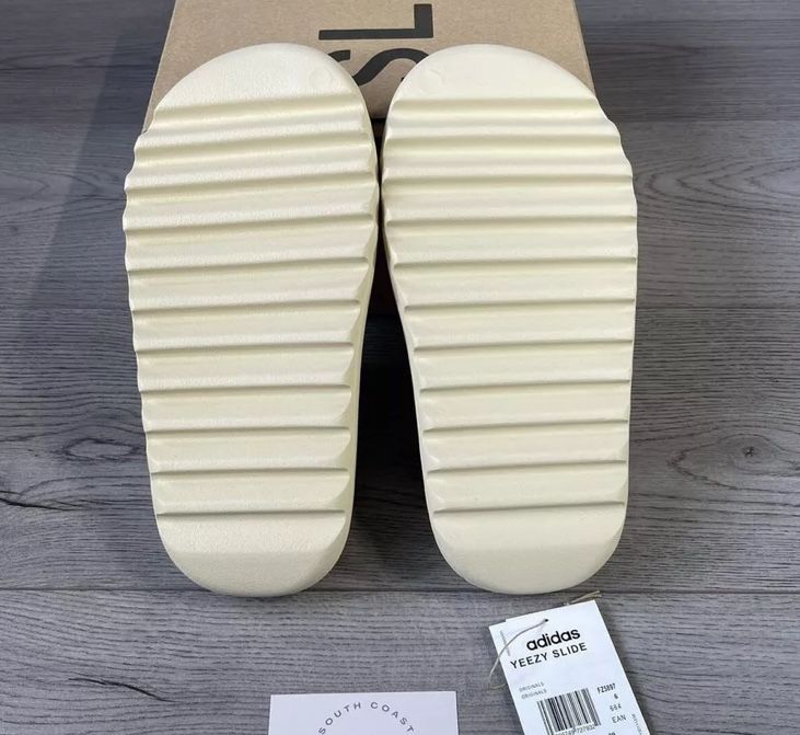 Adidas Yeezy Slide Bone