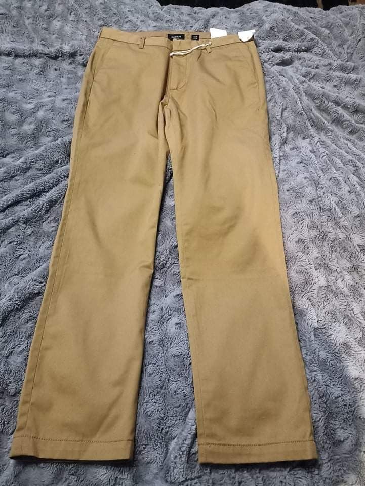 Nowe Spodnie męskie pull&Bear Eur 42 Mex 32 Slim  straight