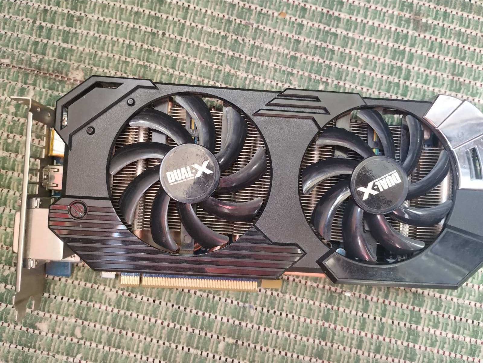 Radeon hd 7950 3 gb