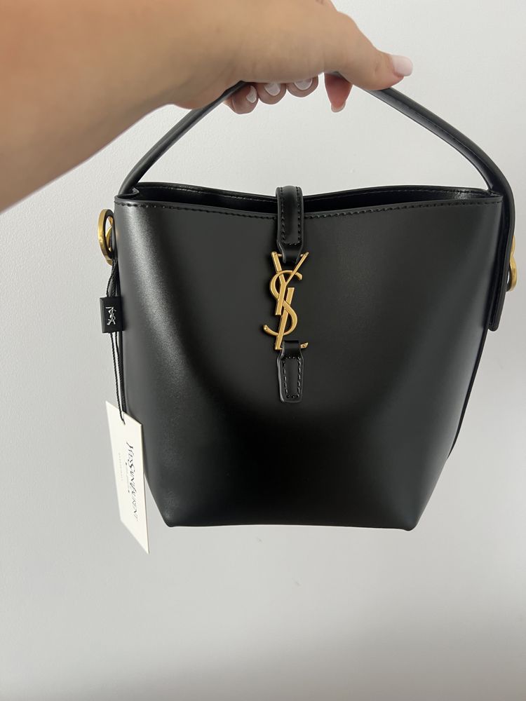 Torbeka Yves Saint Laurent YSL  saint laurent