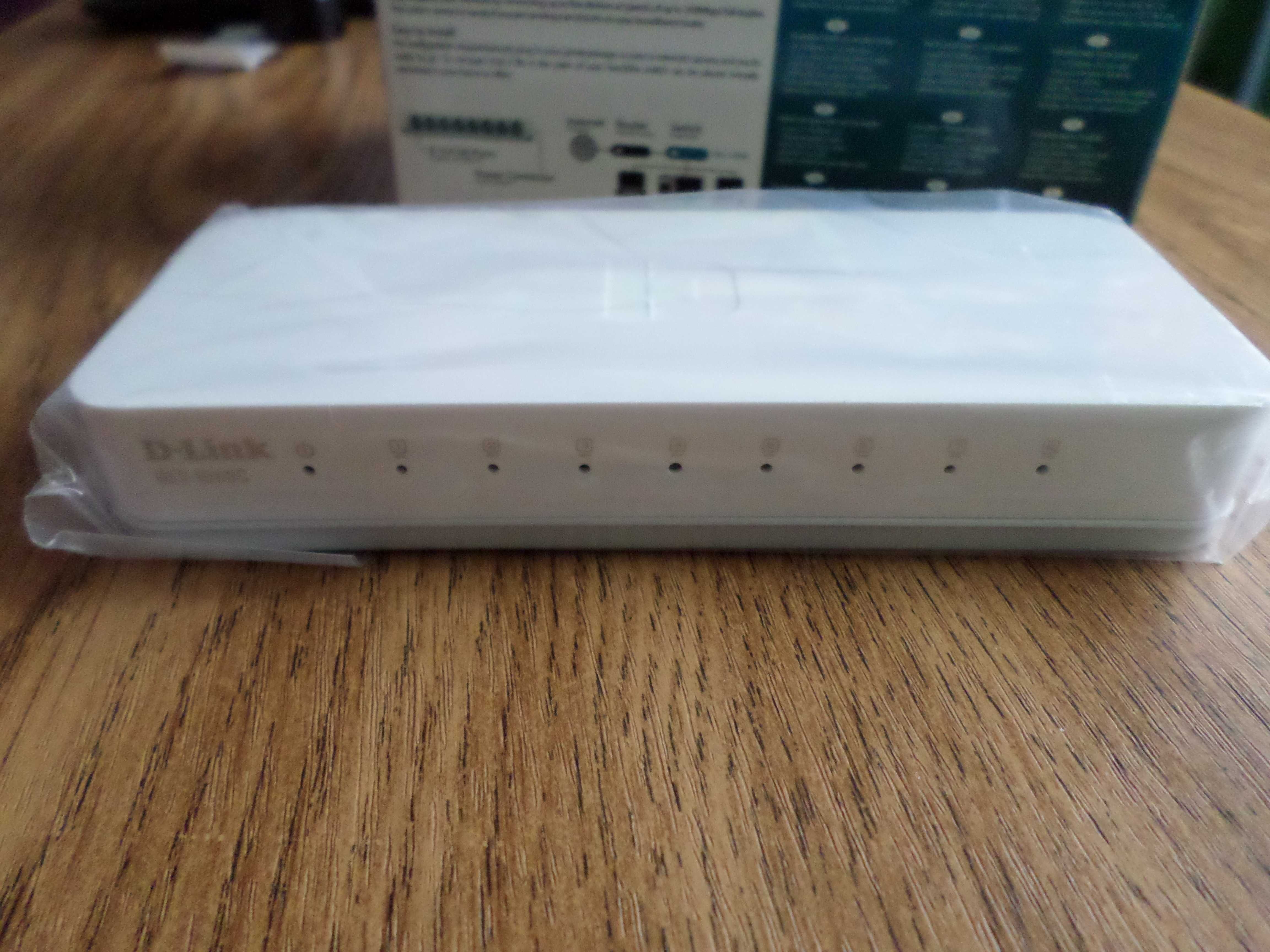 Коммутатор D-Link DES-1008C