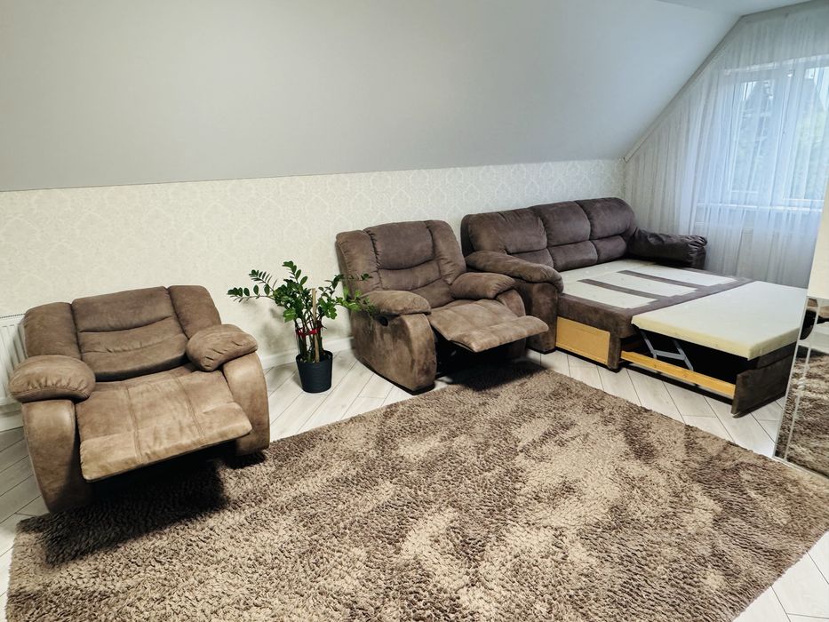 Набір мʼяких меблів для вітальні