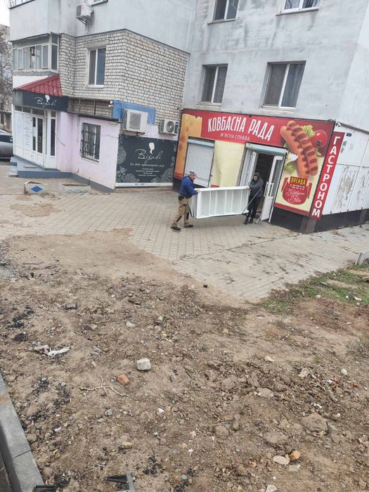 Авто і Вантажники.