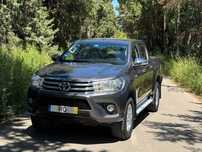 Toyota Hilux 2.4 D-4D 4WD CD Tracker