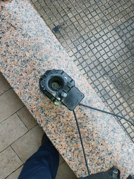 Suporte pneu suplente fiat fiorino