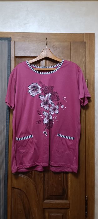 Продається футболка