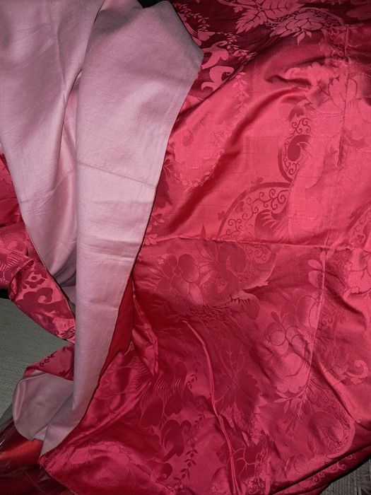 Colcha de damasco forrada