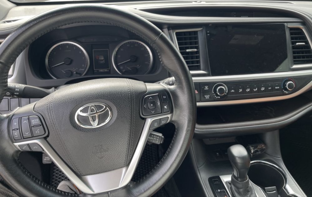 Toyota Highlander запчасти 2017 года