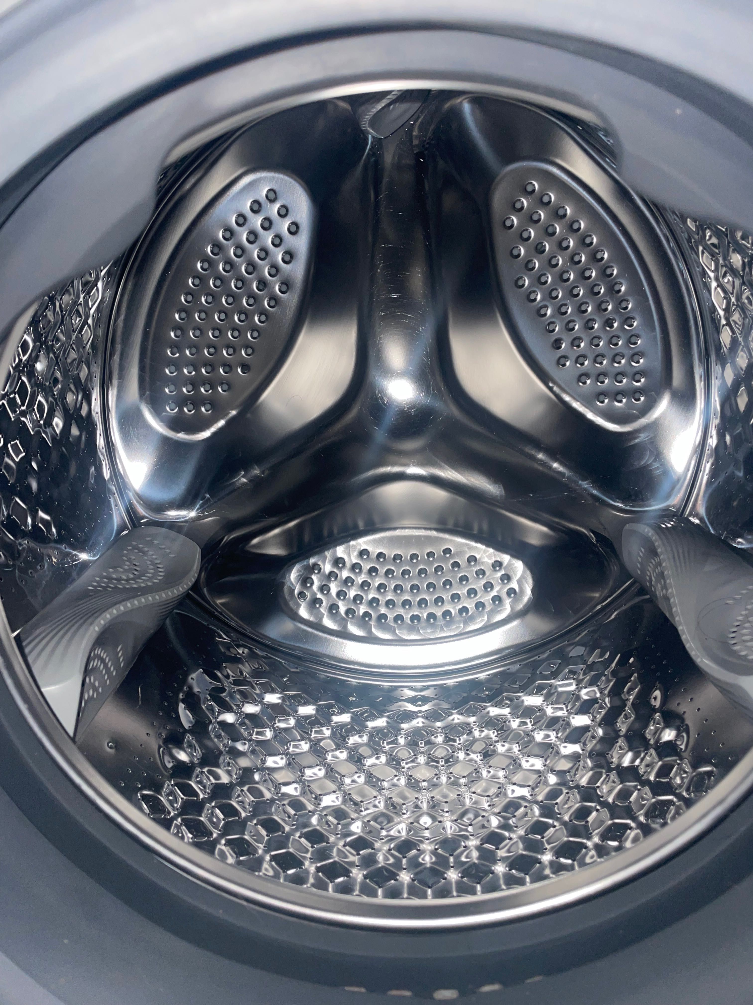 Máquina de Lavar Roupa BECKEN BOOSTWASH (8 kg - 1400 rpm - Inox) B